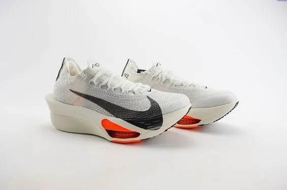 Nike Vaporfly 3 branco e preto